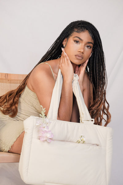 Cloud Commuter Tote Bag in Cream – shopdous