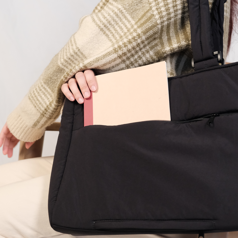 Cloud Commuter Tote Bag in Black Sesame