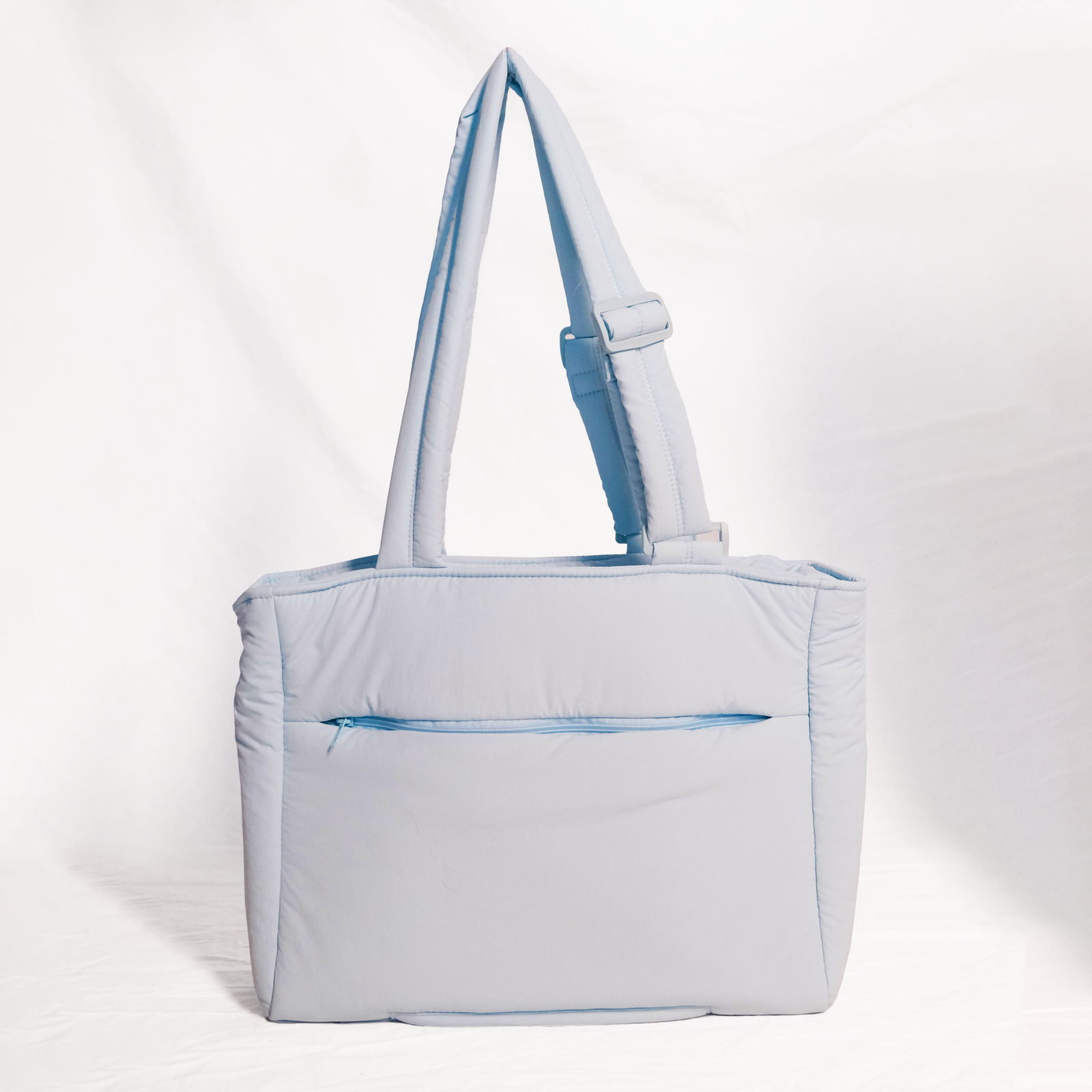 DOUBLE COMMA cloud bagスカイブルー dous_blue-laptop-